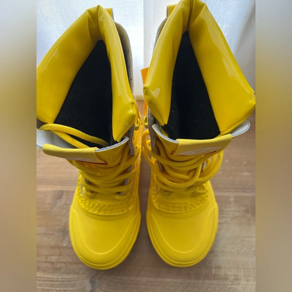 VANS X Tierra Whack U Standard Snow Boot In Cyber Yellow Mens 3.5 New